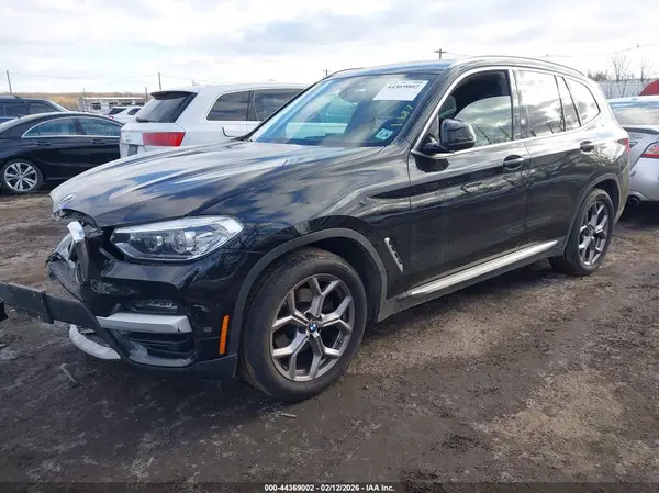 5UXTY5C06M9G36570 2021 BMW X3 - Image 2