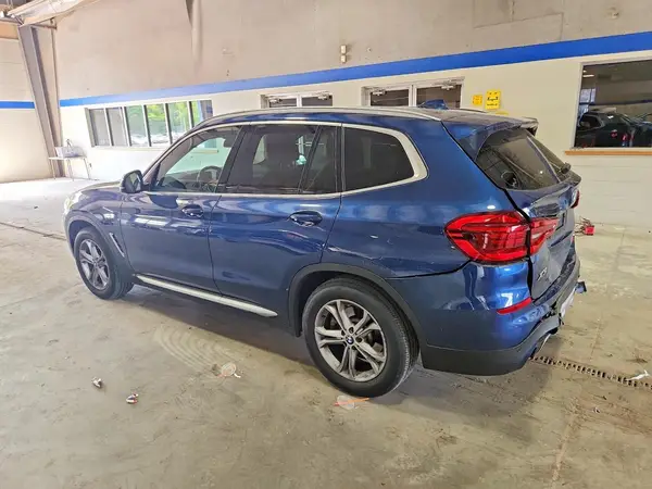 5UXTY5C06M9G94338 2021 BMW X3 - Image 2