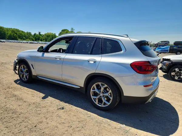 5UXTY5C06M9H22123 2021 BMW X3 - Image 2