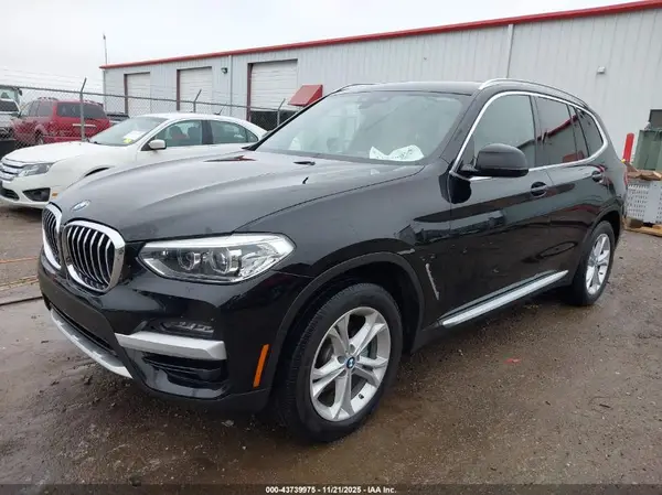5UXTY5C07L9B85180 2020 BMW X3 - Image 2