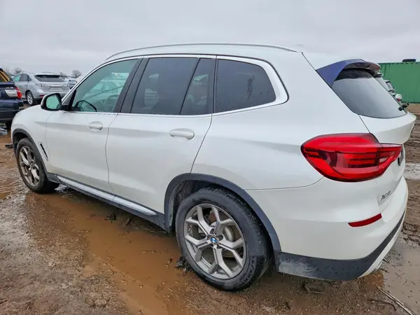 5UXTY5C07LLT36261 2020 BMW X3 - Image 2