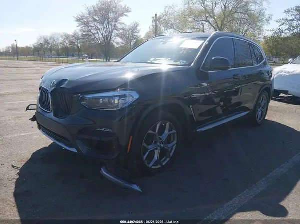 5UXTY5C07M9F00741 2021 BMW X3 - Image 2