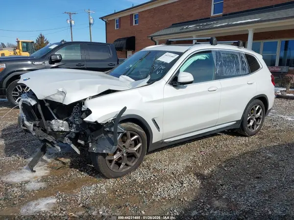 5UXTY5C07M9H33261 2021 BMW X3 - Image 2
