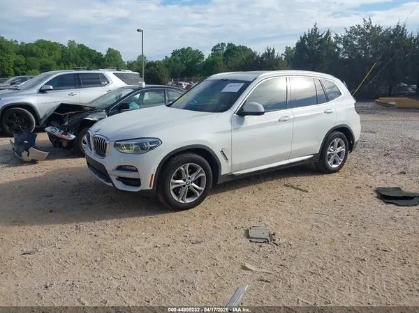 5UXTY5C08L9B74589 2020 BMW X3 - Image 2