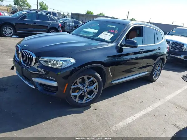 5UXTY5C08L9B89724 2020 BMW X3 - Image 2