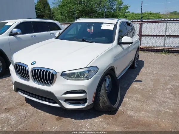 5UXTY5C08LLT32154 2020 BMW X3 - Image 2