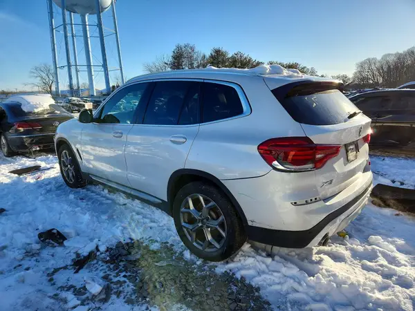 5UXTY5C08LLT36267 2020 BMW X3 - Image 2