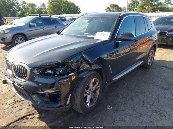 5UXTY5C08M9E22406 2021 BMW X3 - Image 2