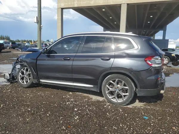 5UXTY5C08M9E58483 2021 BMW X3 - Image 2