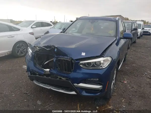 5UXTY5C08M9F55683 2021 BMW X3 - Image 2