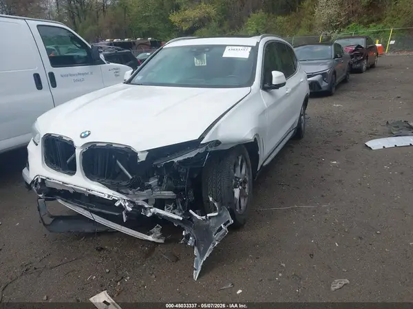 5UXTY5C08M9F94340 2021 BMW X3 - Image 2