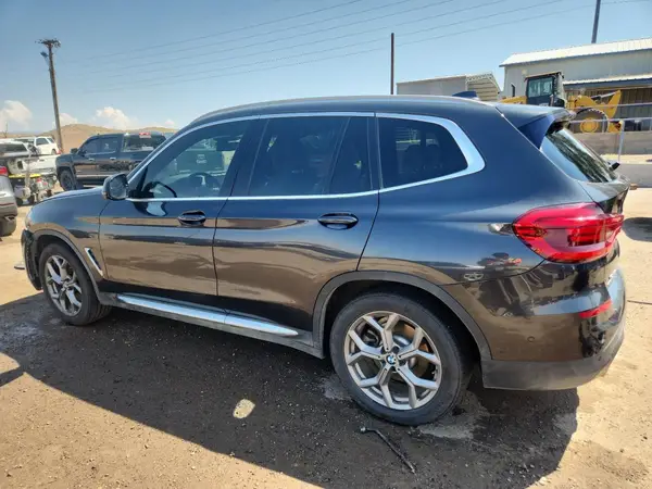 5UXTY5C08M9H46570 2021 BMW X3 - Image 2