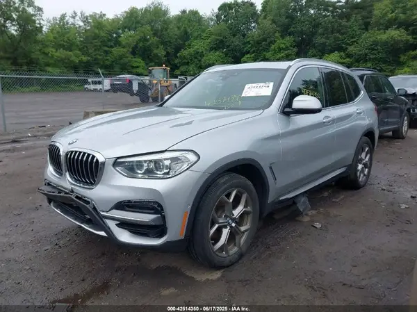 5UXTY5C09L9B36689 2020 BMW X3 - Image 2