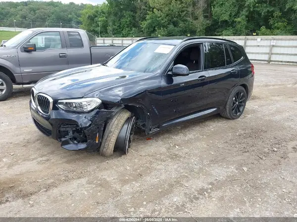 5UXTY5C09L9C92618 2020 BMW X3 - Image 2