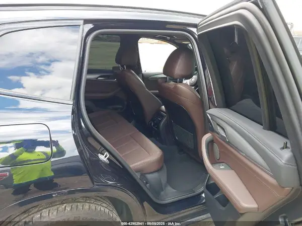5UXTY5C09L9C92618 2020 BMW X3 - Image 8