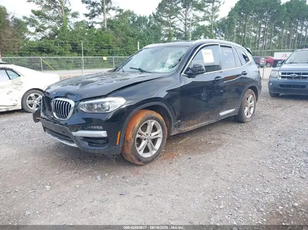 5UXTY5C09LLE58039 2020 BMW X3 - Image 2