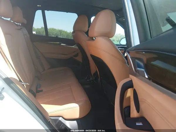 5UXTY5C09LLT35094 2020 BMW X3 - Image 8