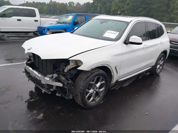 5UXTY5C09M9D79324 2021 BMW X3 - Image 2
