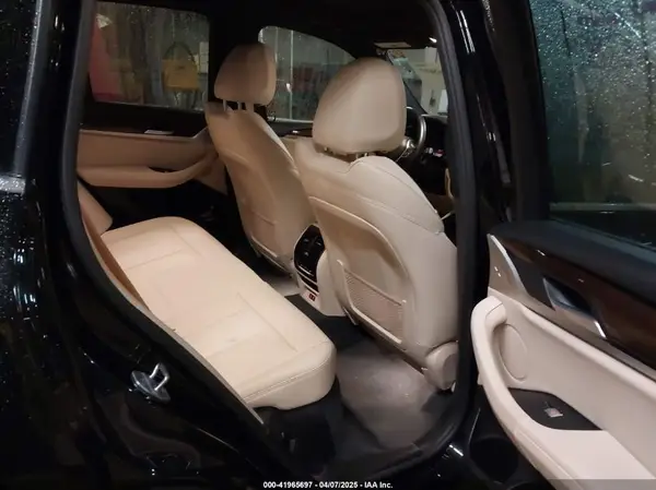5UXTY5C09M9E77981 2021 BMW X3 - Image 8