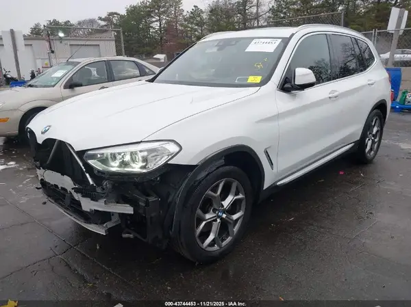 5UXTY5C09M9F37502 2021 BMW X3 - Image 2