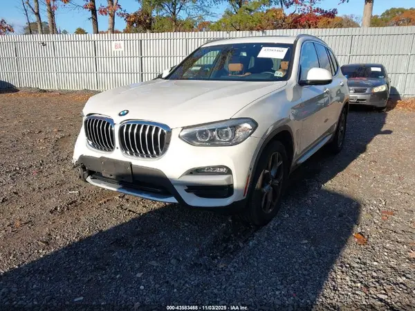 5UXTY5C09M9F46099 2021 BMW X3 - Image 2