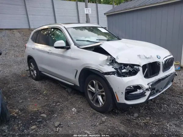 5UXTY5C09M9F52145 2021 BMW X3 - Image 1