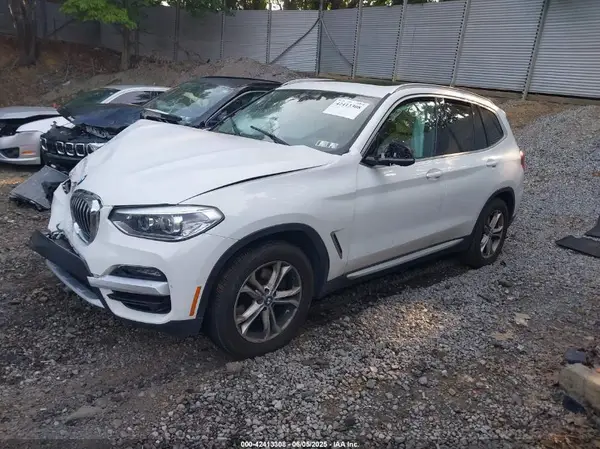 5UXTY5C09M9F52145 2021 BMW X3 - Image 2