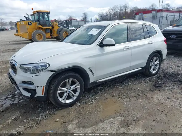 5UXTY5C09M9F95982 2021 BMW X3 - Image 2