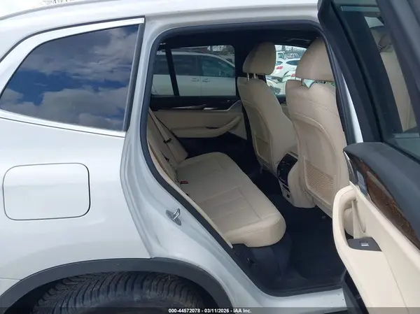 5UXTY5C09M9F95982 2021 BMW X3 - Image 8