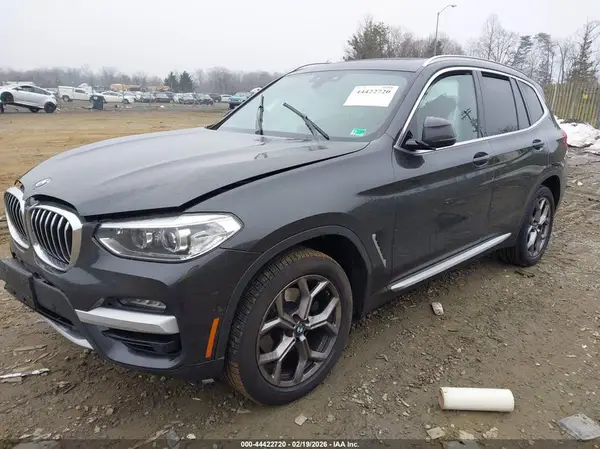 5UXTY5C09M9G99825 2021 BMW X3 - Image 2
