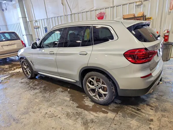 5UXTY5C09M9H01458 2021 BMW X3 - Image 2