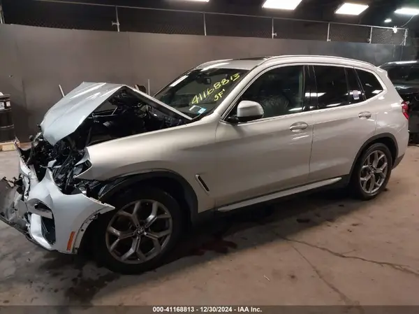5UXTY5C0XLLT35587 2020 BMW X3 - Image 2