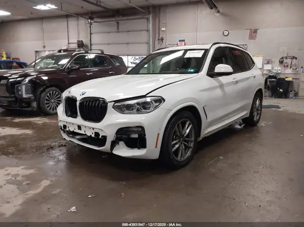 5UXTY5C0XM9E32810 2021 BMW X3 - Image 2