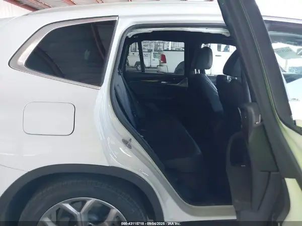 5UXTY5C0XM9E83207 2021 BMW X3 - Image 8