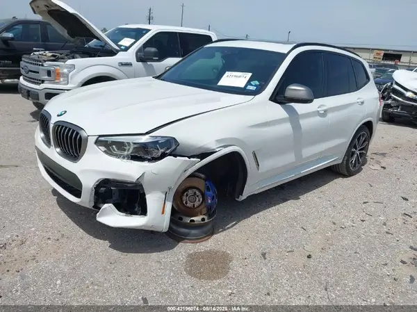 5UXTY9C00L9B03829 2020 BMW X3 - Image 2