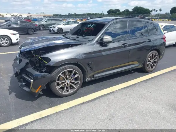 5UXTY9C00L9D65253 2020 BMW X3 - Image 2