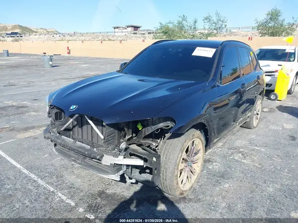 5UXTY9C00LLE59541 2020 BMW X3 - Image 2