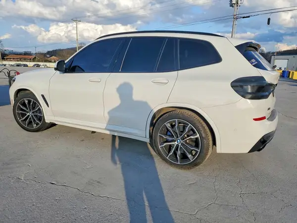 5UXTY9C00M9E11004 2021 BMW X3 - Image 2