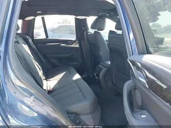 5UXTY9C01L9D69716 2020 BMW X3 - Image 8