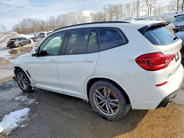 5UXTY9C01M9E42312 2021 BMW X3 - Image 2