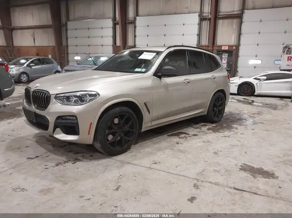 5UXTY9C02L9C41887 2020 BMW X3 - Image 2