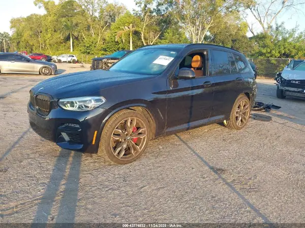 5UXTY9C03M9H61176 2021 BMW X3 - Image 2