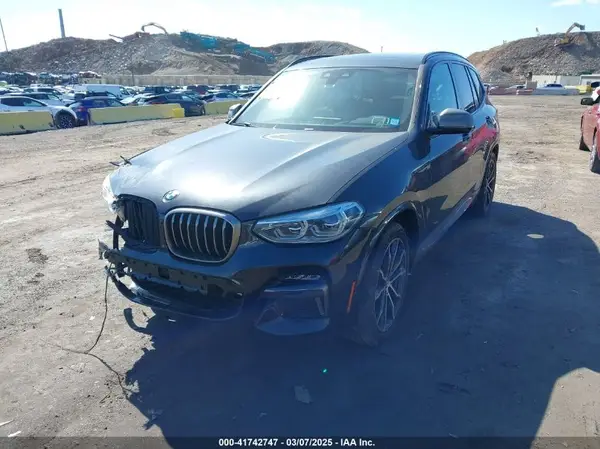 5UXTY9C05LLE59910 2020 BMW X3 - Image 2