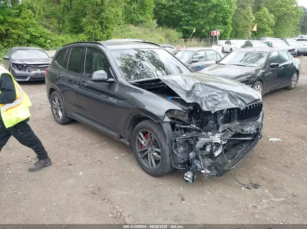5UXTY9C05M9F31722 2021 BMW X3 - Image 1