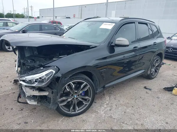 5UXTY9C06L9D47453 2020 BMW X3 - Image 2