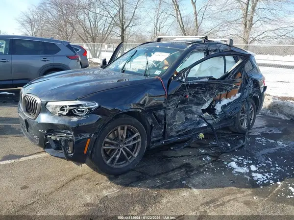 5UXTY9C06M9G84352 2021 BMW X3 - Image 2