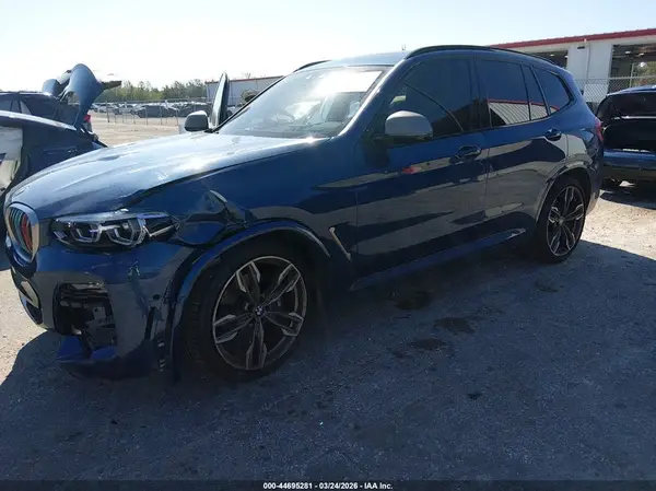 5UXTY9C09LLE59599 2020 BMW X3 - Image 2