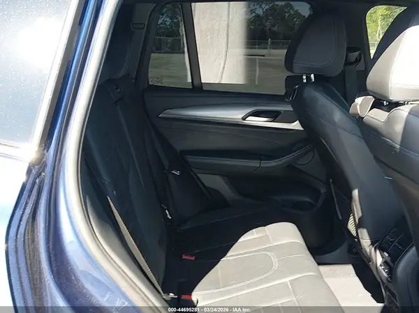 5UXTY9C09LLE59599 2020 BMW X3 - Image 8
