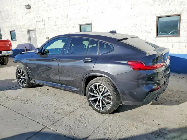 5UXUJ3C50KLG54524 2019 BMW X4 - Image 2