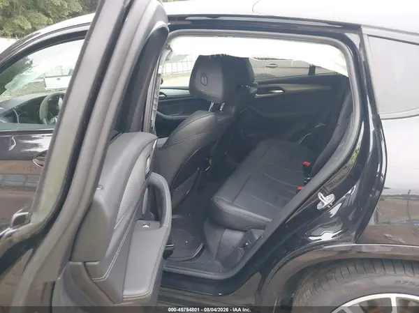5UXUJ3C50KLG55155 2019 BMW X4 - Image 8